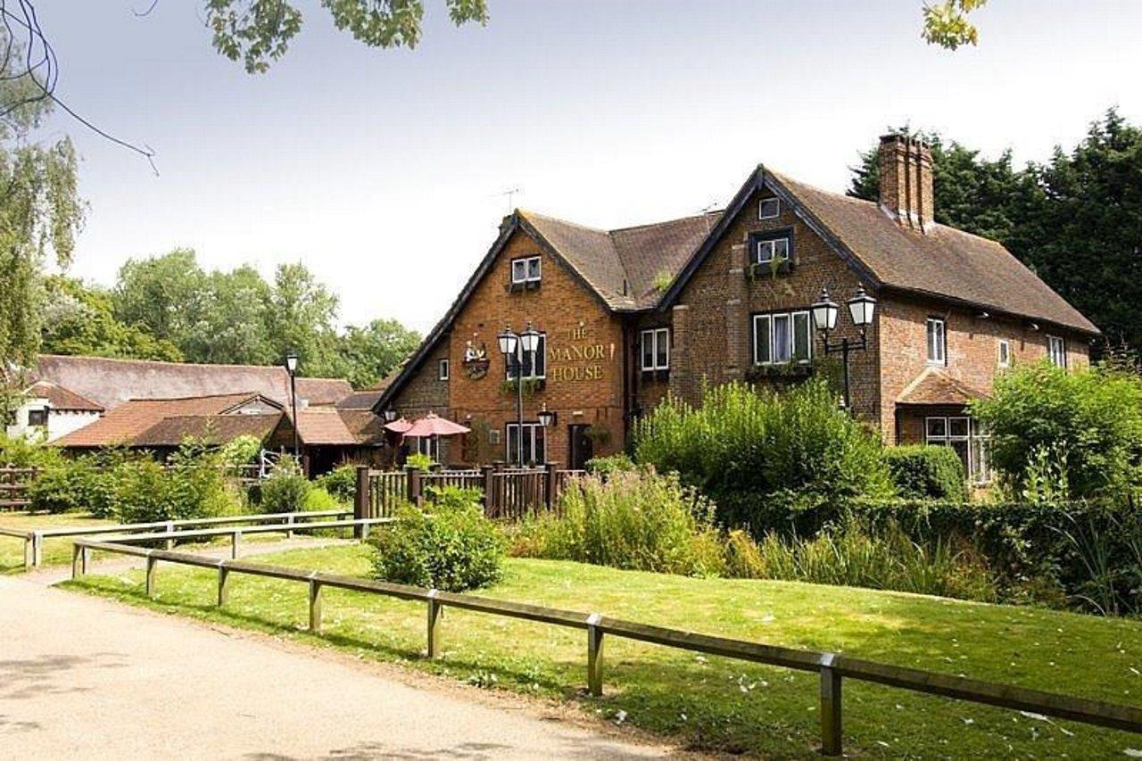 Premier Inn London Gatwick Airport South - London Road クローリー エクステリア 写真